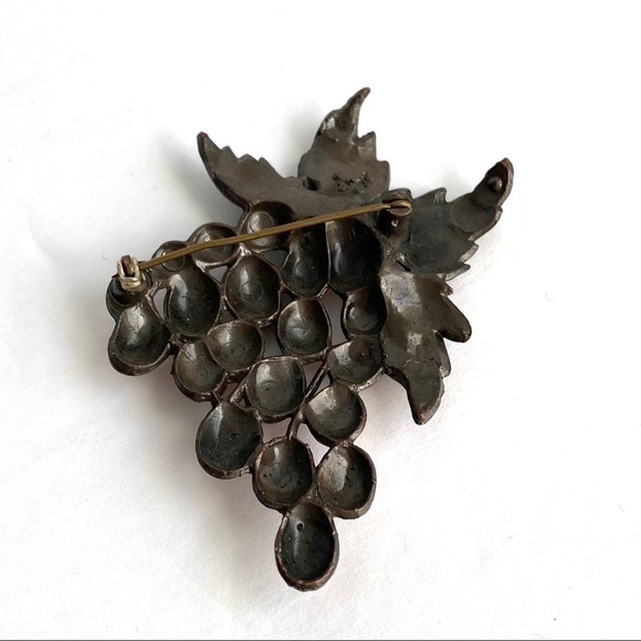 Vintage Grape Cluster Copper Brooch Green Stones - Picture 5 of 8